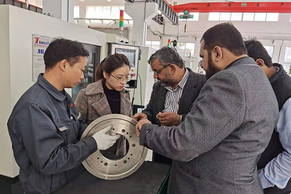 パキスタンの顧客が機械供給で JNH を選択2019-12-30